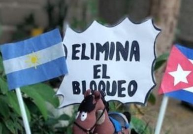 Cubanos residentes en Argentina reiteran rechazo al bloqueo