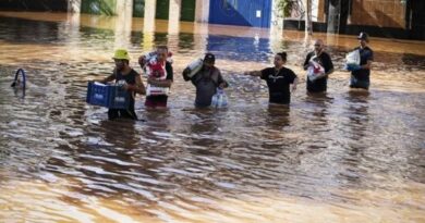 Aumentan a 100 los muertos por inundaciones en el sur de Brasil