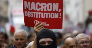 Francia protesta contra «golpe de Estado» de Macron y pide su destitución