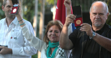 65 años de amor por Cuba