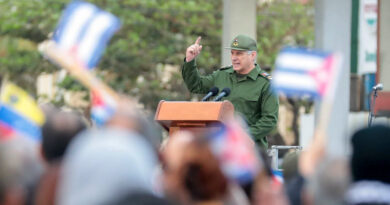 Cuba no tiene que hacer ninguna concesión política, ni eso jamás estará en una mesa de negociaciones