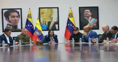 Presidenta encargada de Venezuela afirmó que la relación entre su país y EE.UU. tiene una «mancha» nunca ocurrida