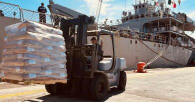 Llega a Cuba ayuda material enviada por México