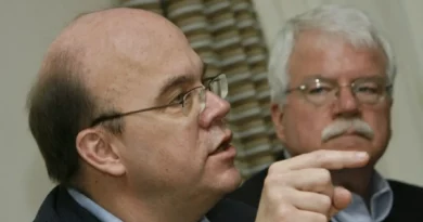 Congresista demócrata propone eliminar base jurídica de la guerra económica de EE.UU. contra Cuba