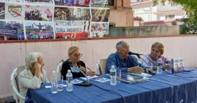 Presentan el libro “Rubio, un mitómano incontrolable” en la sede del ICAP