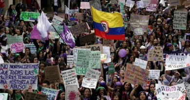 Organizaciones sociales y colectivos feministas realizaron la marcha del 8M en Colombia