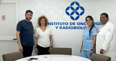 Entregan en La Habana más de 59.000 medicamentos provenientes de España