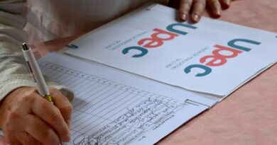 Cada patriota respalda con su firma que la Patria se defiende.