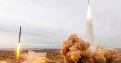 Irán lanzó oleada 100 de Promesa Veraz 4 como homenaje al líder de la nación, el mártir Sayyed Ali Khamenei.