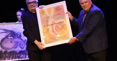 Cuba: Recibe Amaury Pérez Premio Nacional de Música rodeado de amigos