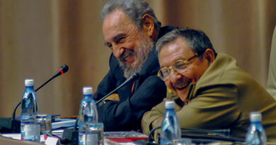 Díaz-Canel denuncia nueva maniobra política de Washington contra el General de Ejército Raúl Castro Ruz