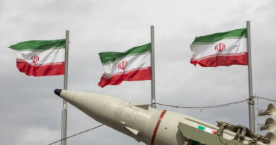 Irán no negociará sus misiles con EE.UU.