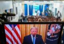 Trump arremete contra cadenas de televisión que no transmitieron su discurso y pide retirarles las licencias
