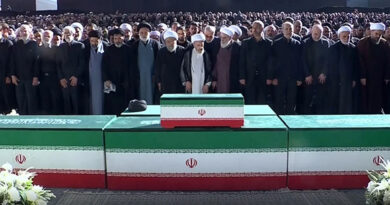 Millones de personas participan en funeral del ayatollah Ali Khamenei en Teherán