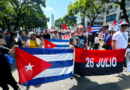 Miles de personas marchan en Ciudad de México contra agresiones de EE.UU a Cuba