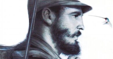 EL POETA MALAGUEÑO PACO DOBLAS EN LA HABANA